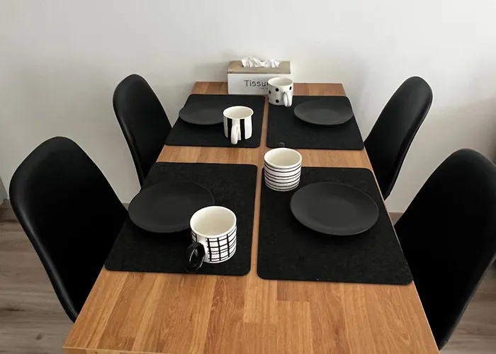 Prague Airport Apartment *